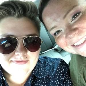 Meet your Posher, Becca